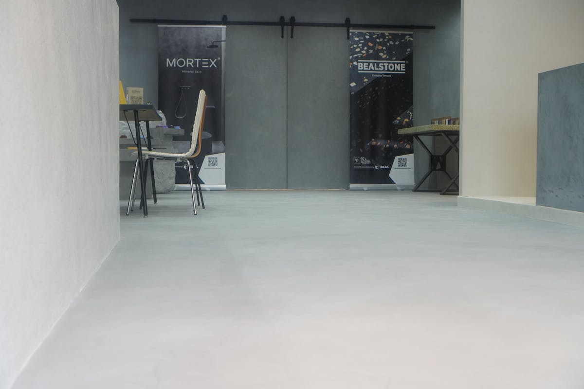 モールテックス 床