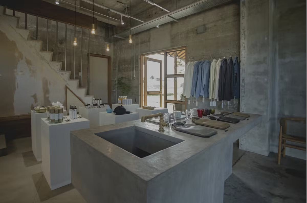 コンクリート打ち放し 内装 モールテックス