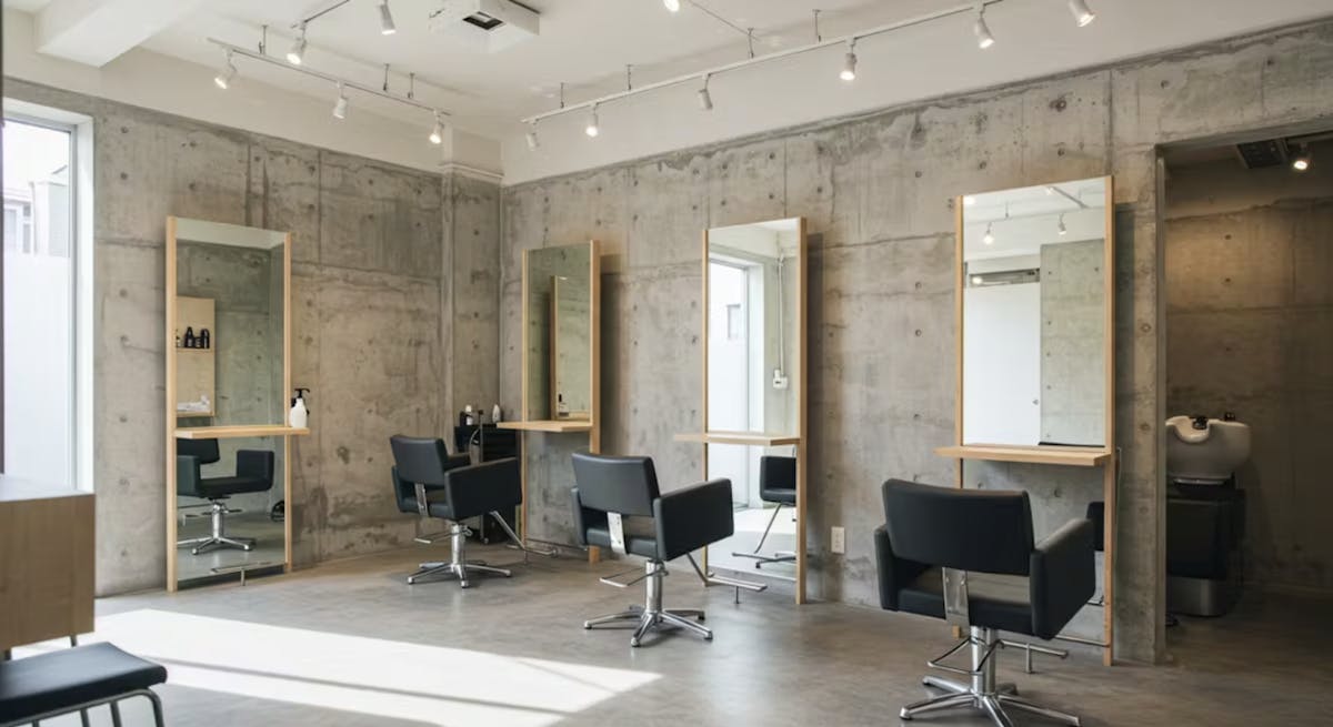 フレスカラリ　美容室