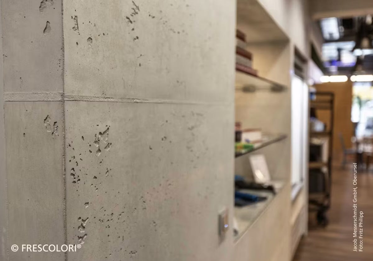 フレスカラリ　フレスコトン