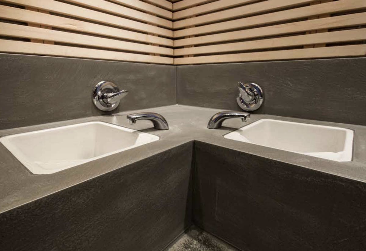 ピュアメンテ　スパ